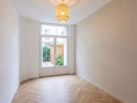 cabinet médical & paramédical entièrement rénové – paris 15ᵉ