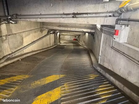 parking secteur place des vosges