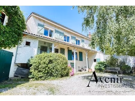 chalet 9 pièces 312 m²