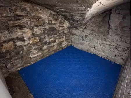 cave box local de stockage idéalement placé