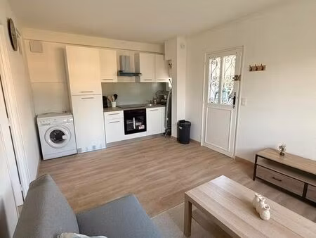 charmant t2 rénové avec jardin