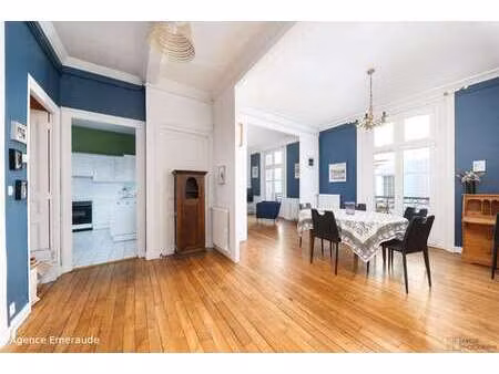location appartement 4 pièces meublé à dinard (35800) : à louer 4 pièces meublé / 88m² din