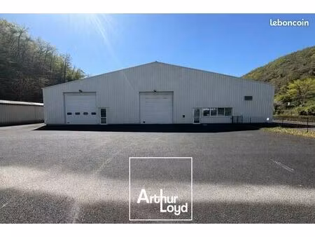 local d'activite 3000 m² souillac