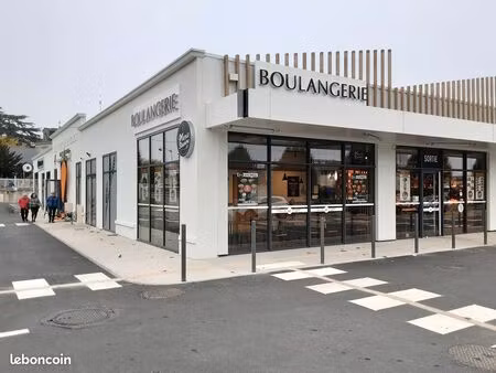 local commercial 441 m²