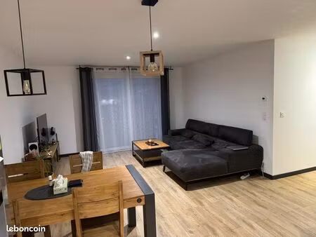 appartement 3 pièces avec terrasse de 15 m²
