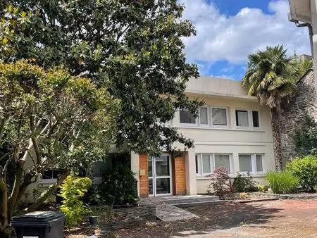 bureaux place lafayette angers