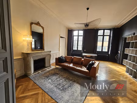 superbe appartement t4 haussmannien dans un bel immeuble bou