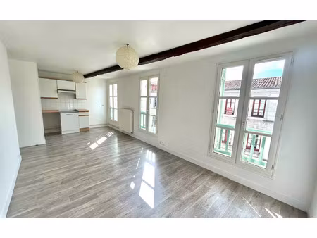 location appartement  m² t-2 à périgueux  551 €