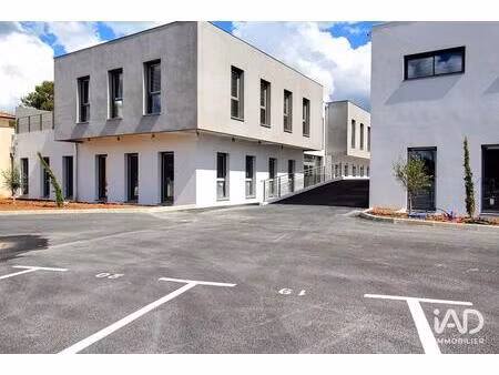 vente commerce 145 m² saint-maximin-la-sainte-baume (83470)