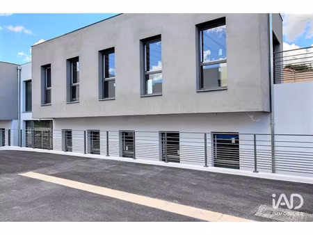 vente commerce 155 m² saint-maximin-la-sainte-baume (83470)