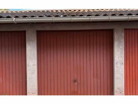 location stationnement  13.5 m² t- à meximieux  110 €