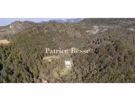 maison contemporaine avec piscine et jardin barcelonne (26)