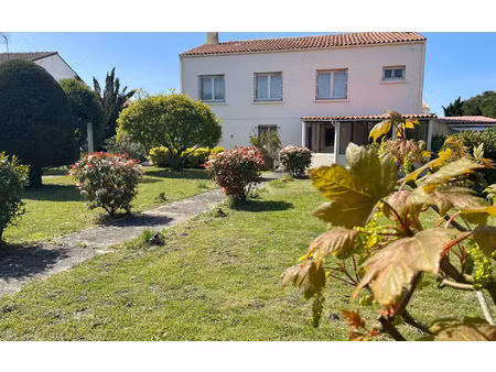 maison échillais m² t-5 à vendre  225 029 €