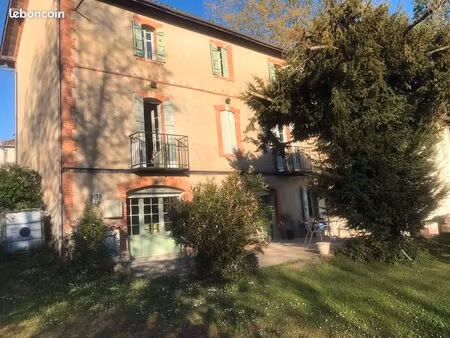 terrain habitation et dépendance 2000 m2 constructibles sur 7000 au pied du village. inves