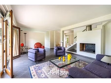 maison d'architecte au cadre privilégié à montfort