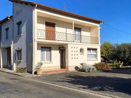 ensemble deux 2 maisons  3 garages  atelier  hangar 270 m²  terrain 1906 m²