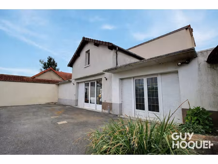 ensemble immobilier d'environ 88 m²