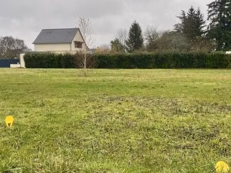 terrain 327 m² chateauneuf sur sarthe