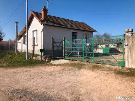 petite maison avec jardin