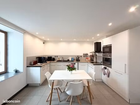 charmant maison 3 chambres terrasse et jardin