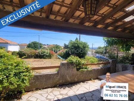 dans le centre de lespignan villa f4 de plain-pied sur 1152 m² de terrain 34710