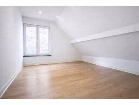 appartement 1 chambre avec terrasse et parking – aywaille