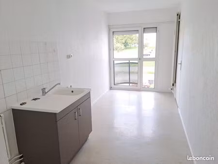 appartement 4 pièces 79 m²