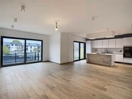superbe appartement 2 chambres avec terrasse - liège