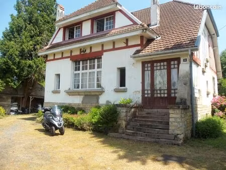 maison 10 pièces 186 m²