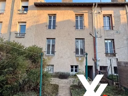 immeuble 7 pièces 145 m²