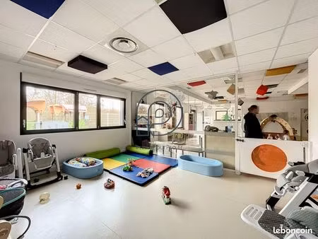 local 218 m² sars-et-rosières