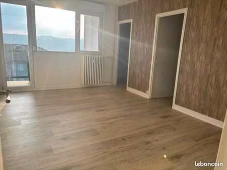 appartement t5 quartier piscine