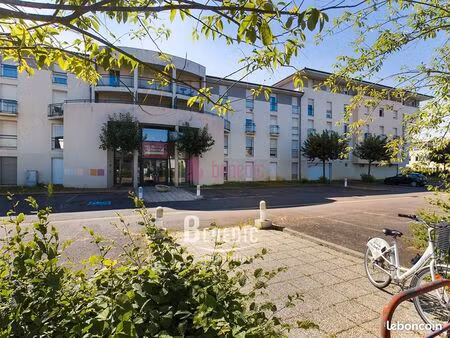 studio 1 pièce 22 m²