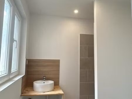 appartement t2 de 45 m² en rez-de-chaussée avec jardin privatif
