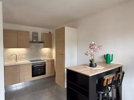 appartement t2 à 2 km de la frontière