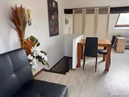 à louer charmant et grand studio meublé à valenciennes