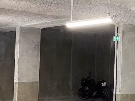 vente place parking sousterrain mouvaux