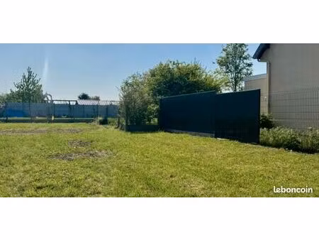 terrain 400 m² paillencourt