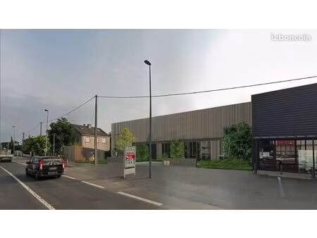 local d'activité 1 578 m²