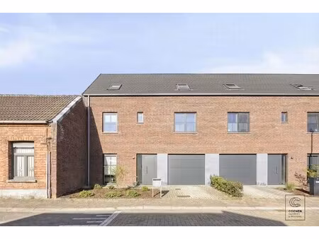 nieuwbouwwoning (2023) met 5 slpk's op toplocatie te ranst
