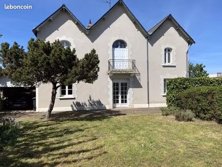 maison 5 pièces 140 m²