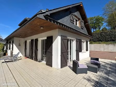 maison 7 pièces 129 m²