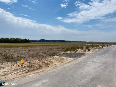 terrain 450 m² fechain