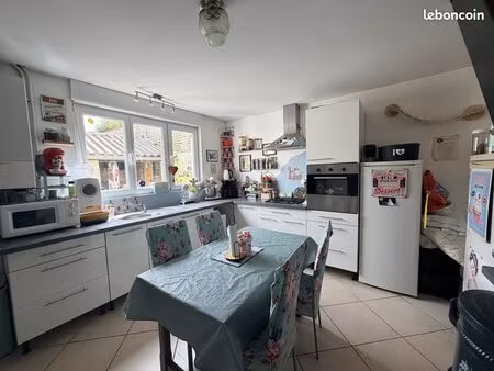 maison 3 pièces 81 m²
