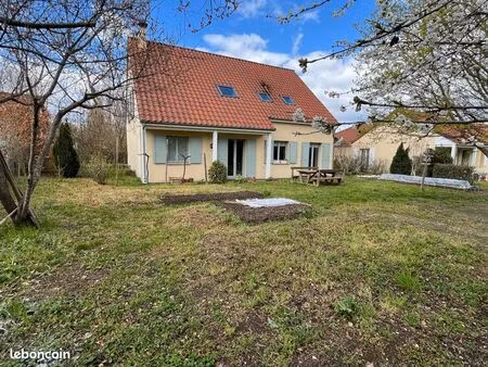 maison individuelle le cendre  174 m2  4 chambres