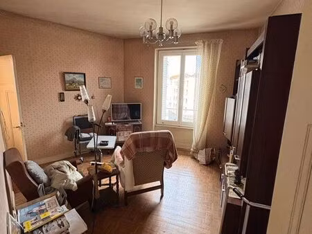appartement 64m2 à rénover - chamalières / bellevue