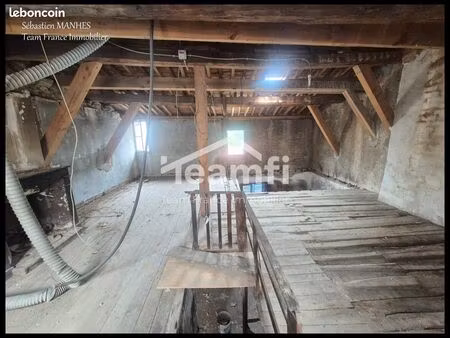 immeuble 55 m² thiers