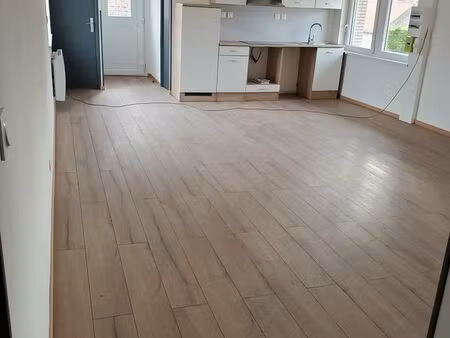appartement meublé t3 de 88m² entièrement rénové / isolé avec des matériaux neufs