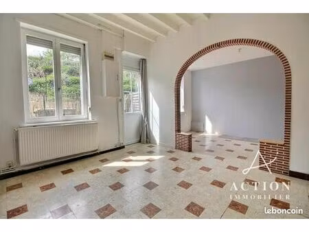 maison 3 pièces 80 m²