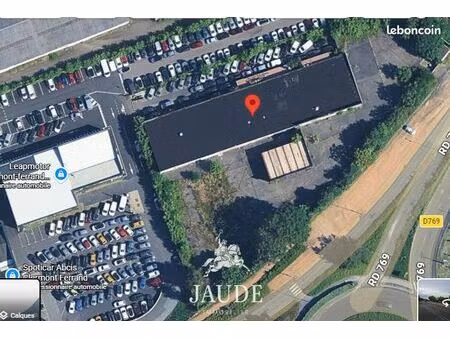 local 1440 m² clermont-ferrand